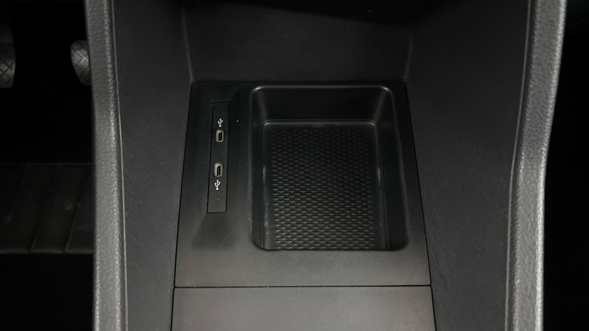 Volkswagen Caddy - 21