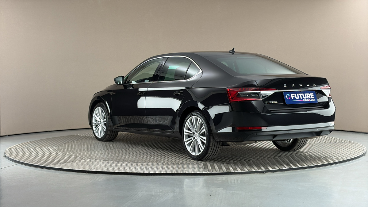 Škoda Superb - 2