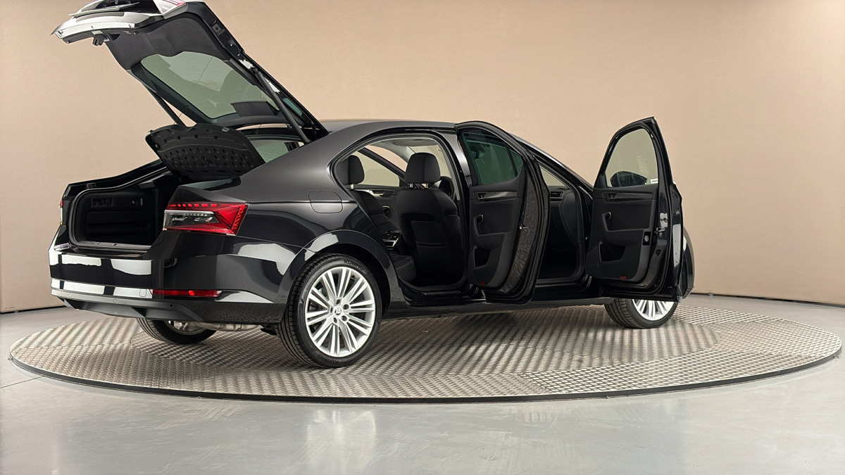 Škoda Superb - 6