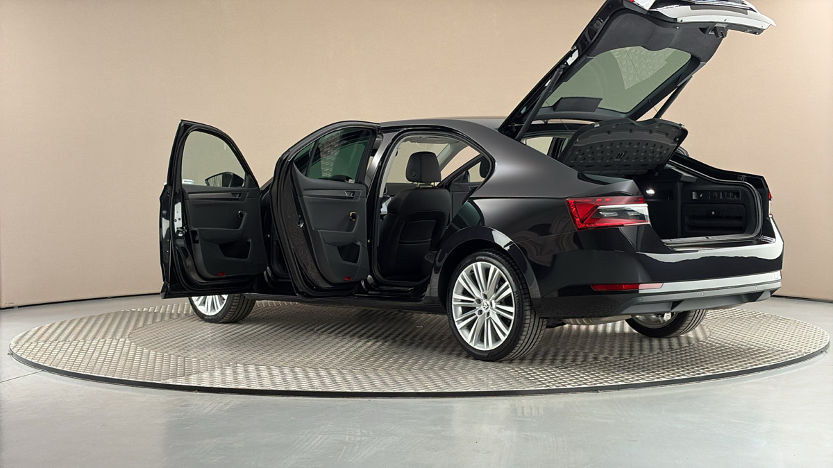 Škoda Superb - 7
