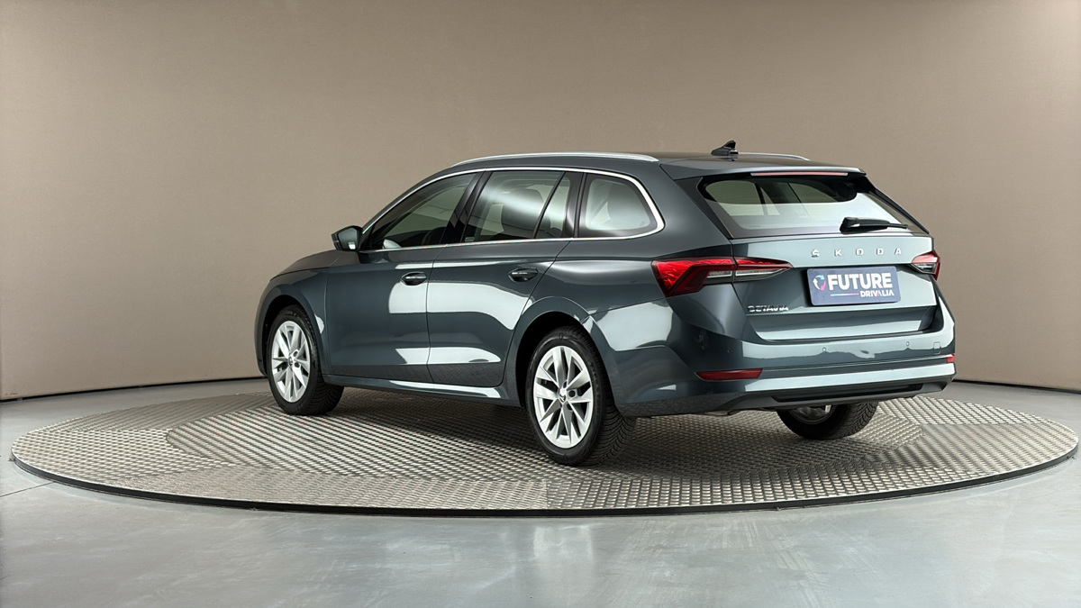 Škoda Octavia - 2
