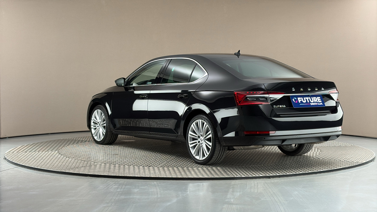 Škoda Superb - 2