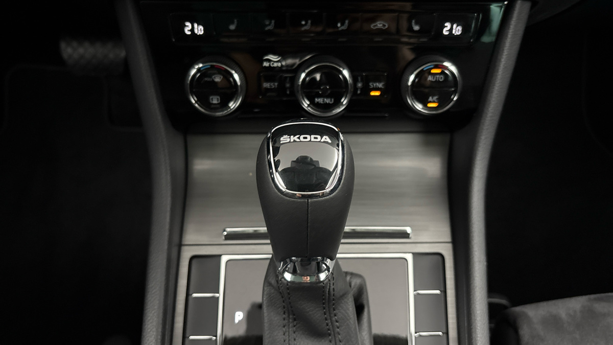 Škoda Superb - 26