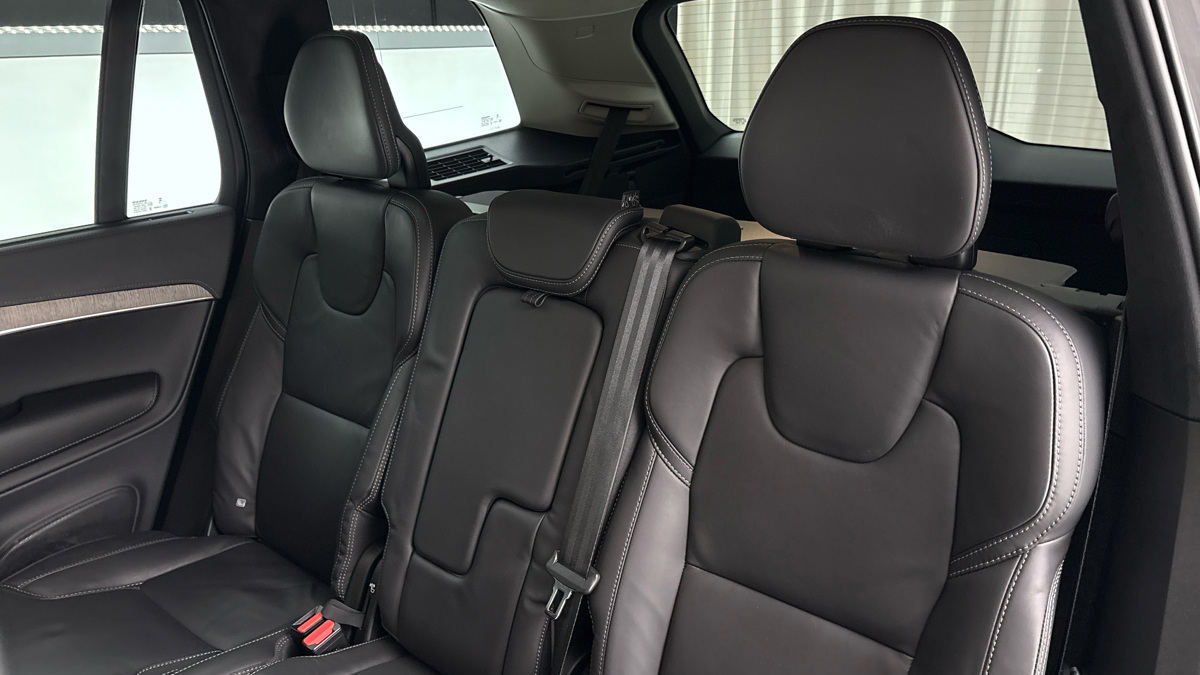 Volvo XC90 - 16