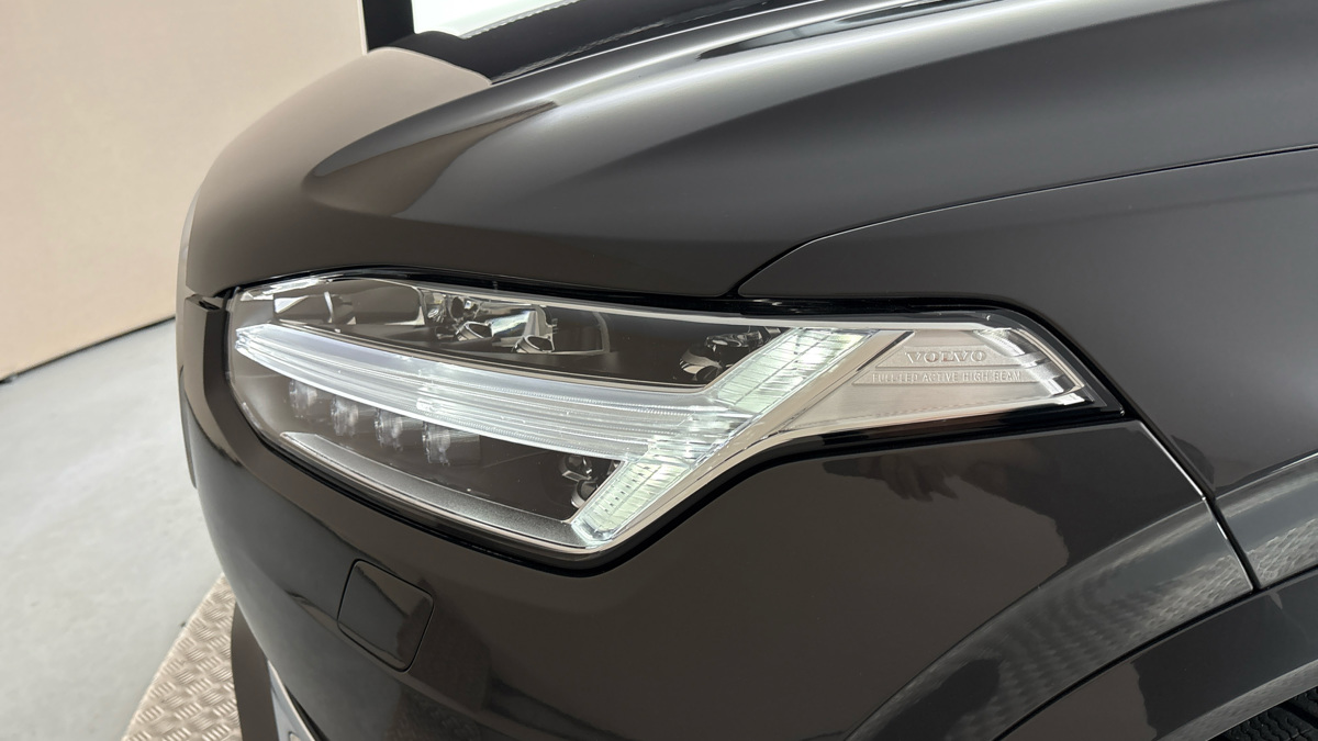 Volvo XC90 - 18