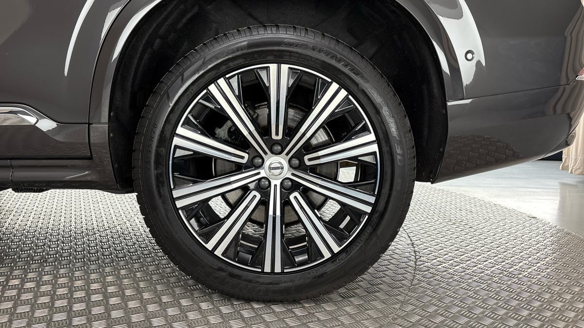 Volvo XC90 - 19