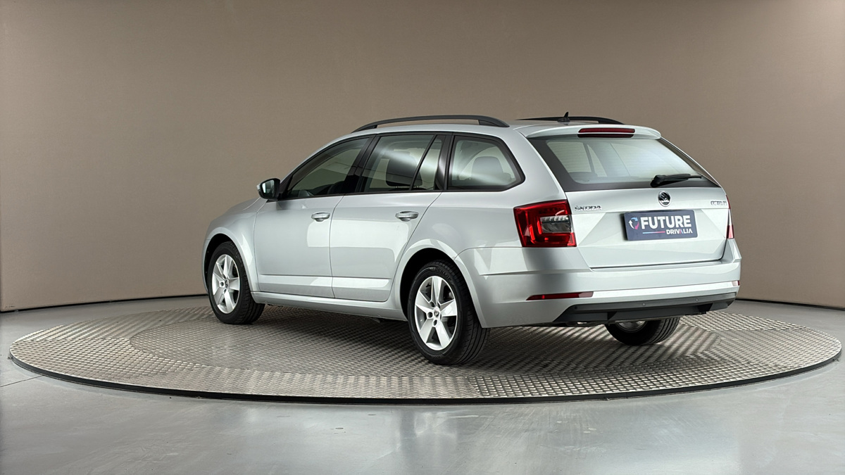 Škoda Octavia - 2