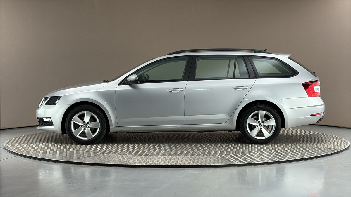 Škoda Octavia - 4