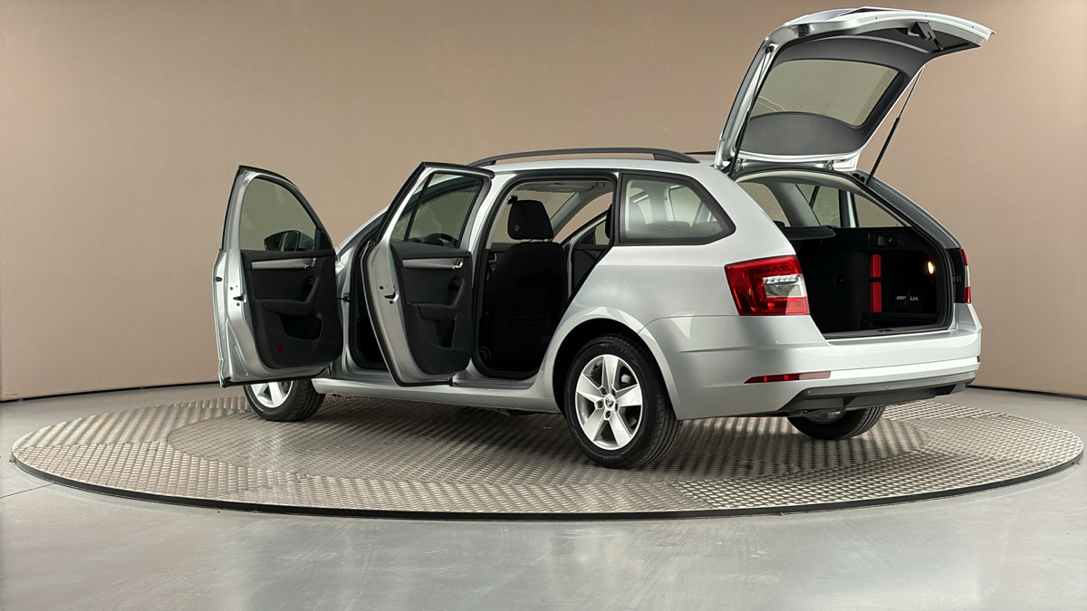 Škoda Octavia - 7