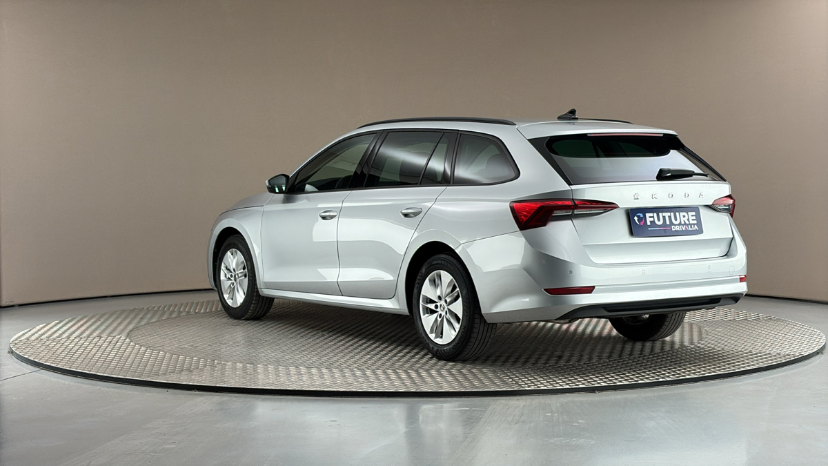 Škoda Octavia - 2