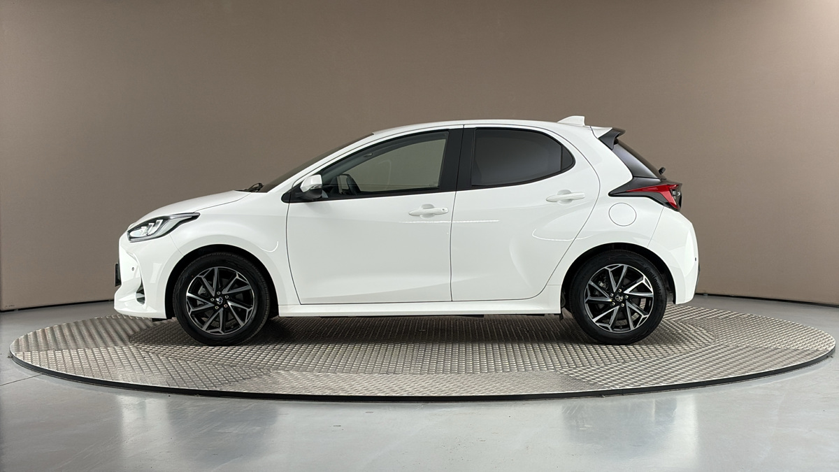 Toyota Yaris - 4