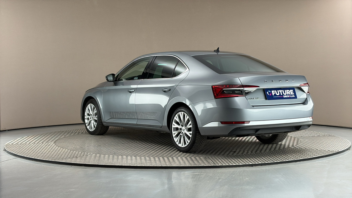 Škoda Superb - 2