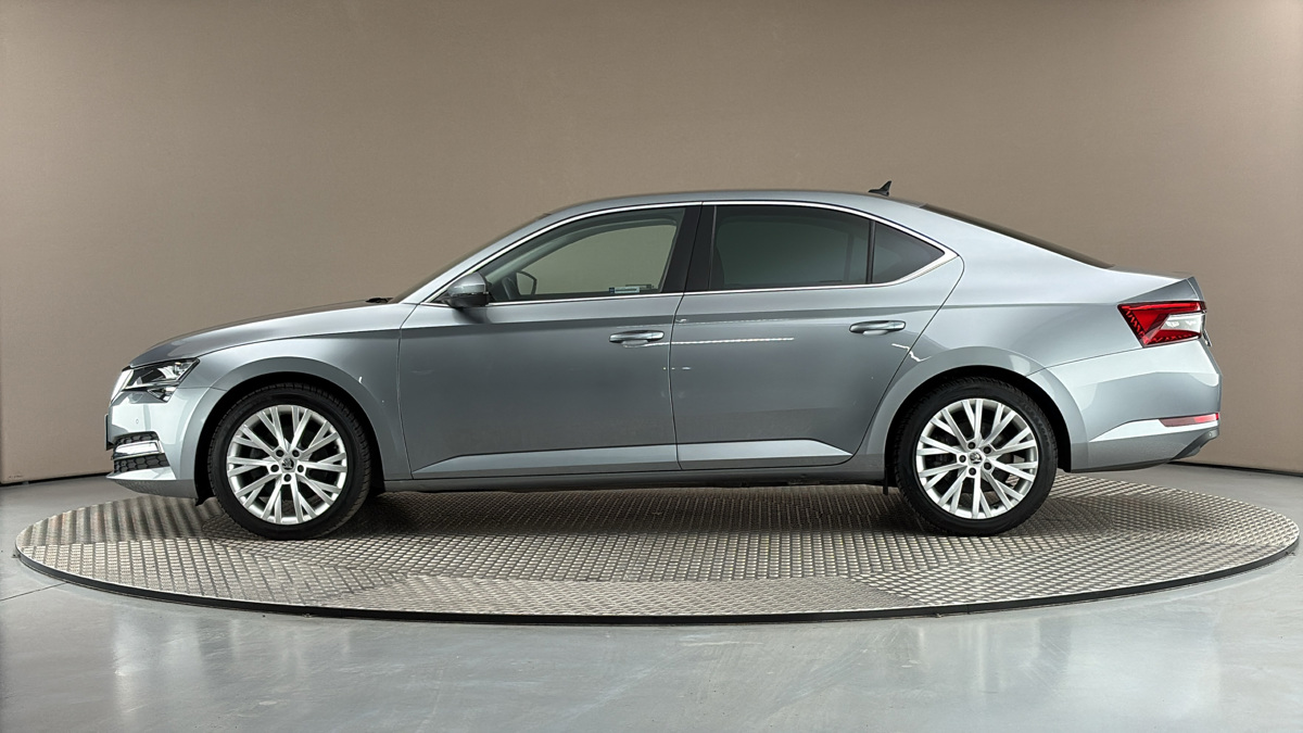 Škoda Superb - 4