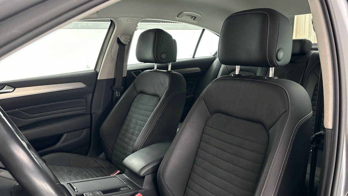 Volkswagen Passat - 15