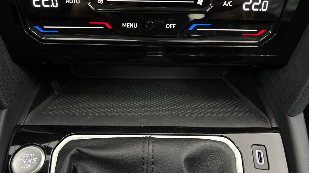 Volkswagen Passat - 24