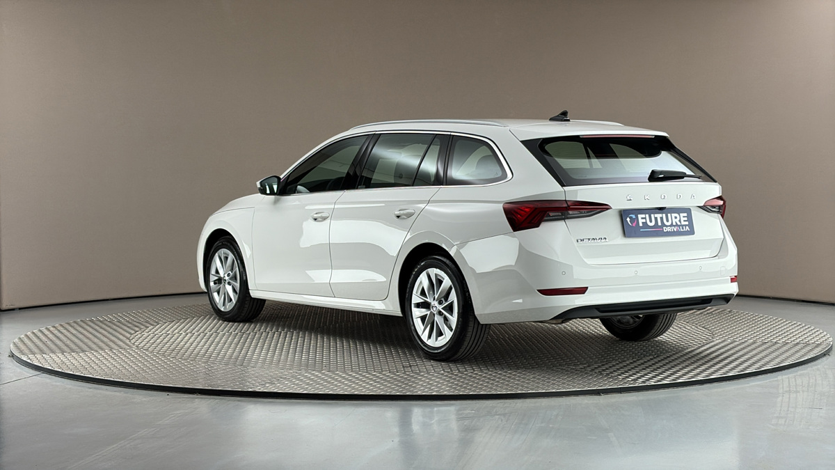 Škoda Octavia - 2