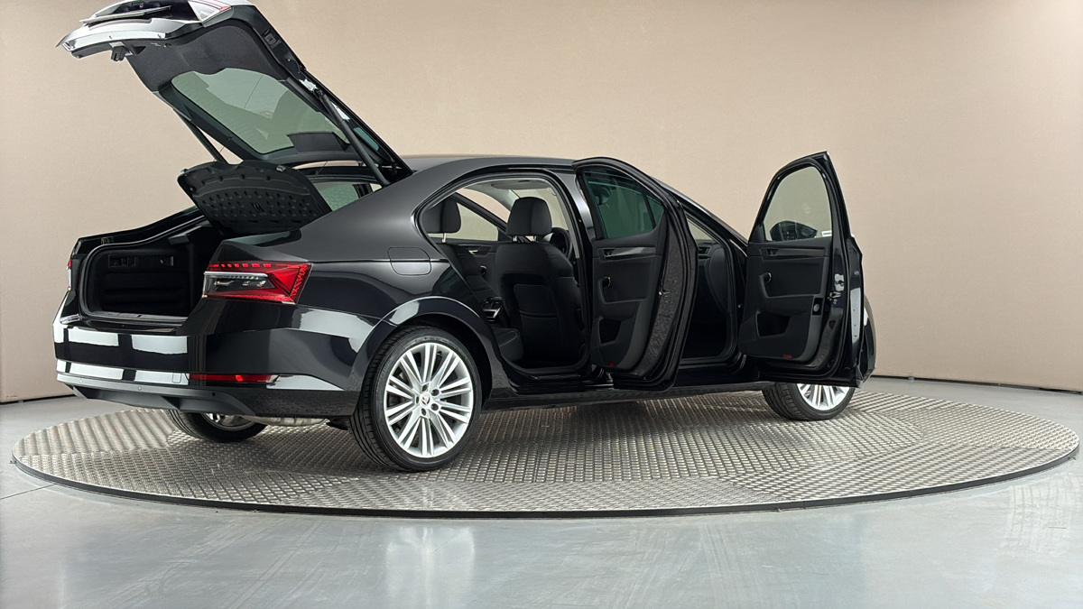 Škoda Superb - 6