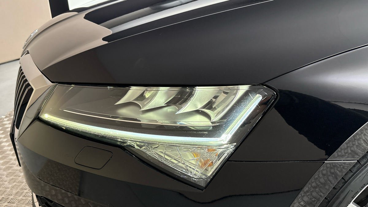 Škoda Superb - 18