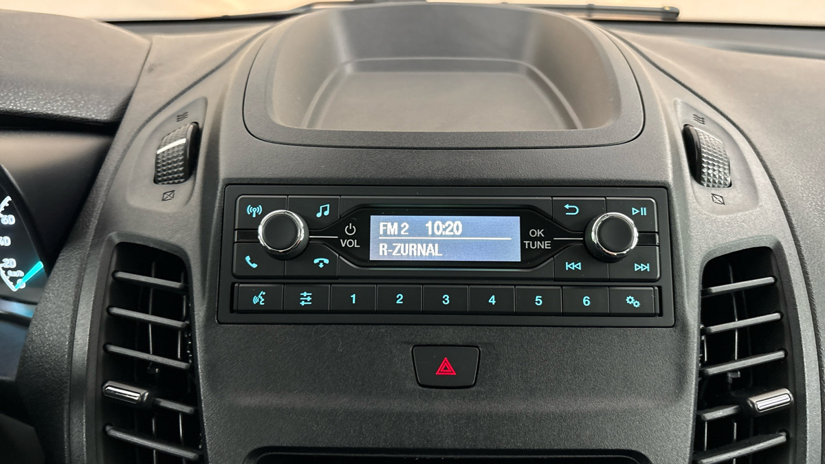 Ford Tourneo Connect - 11