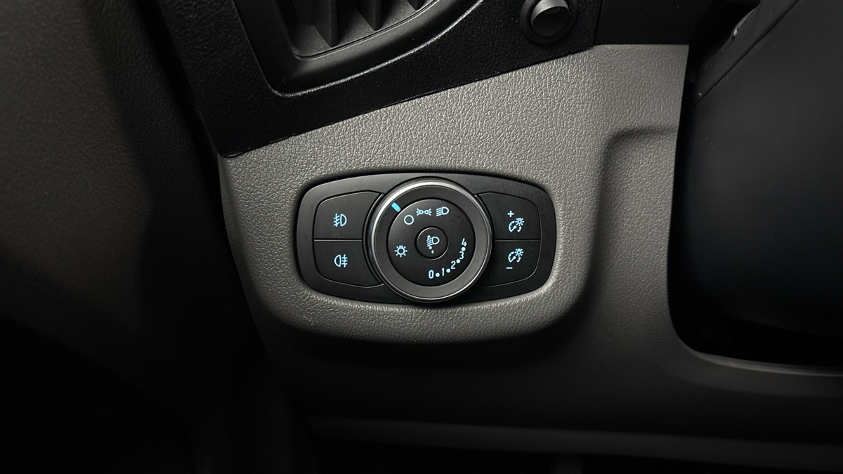 Ford Tourneo Connect - 12