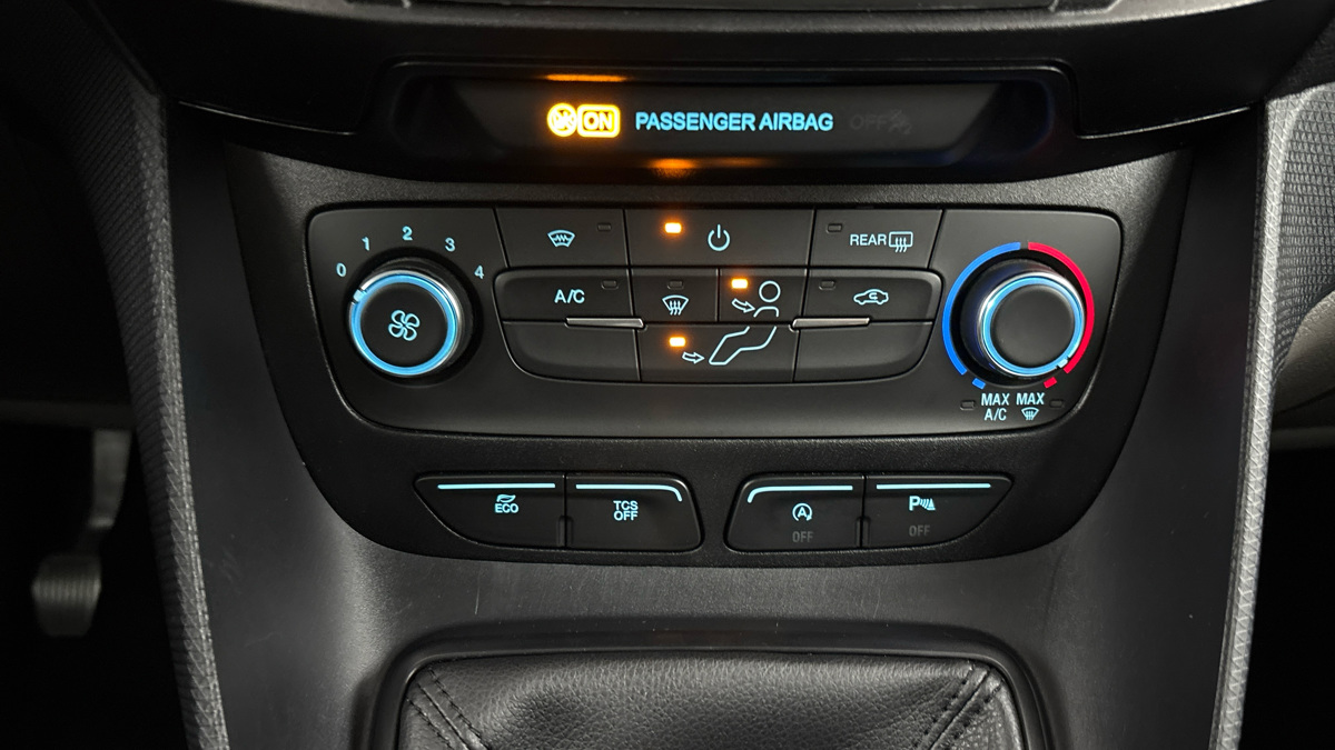 Ford Tourneo Connect - 13