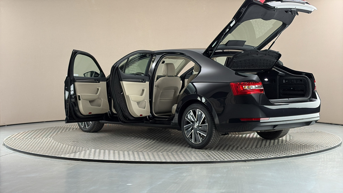 Škoda Superb - 7