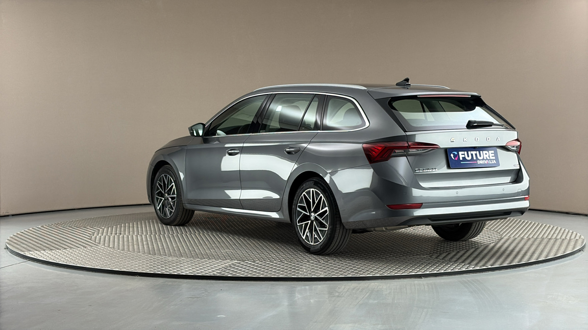 Škoda Octavia - 2