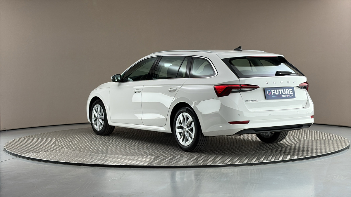 Škoda Octavia - 2