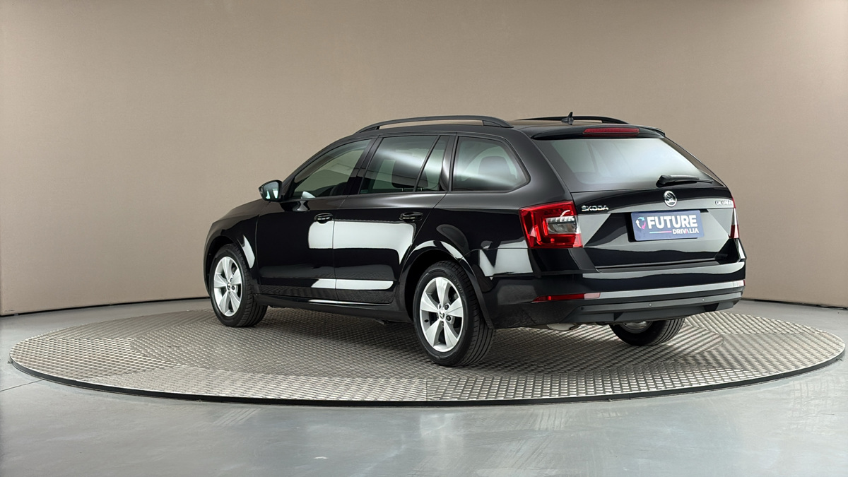 Škoda Octavia - 2