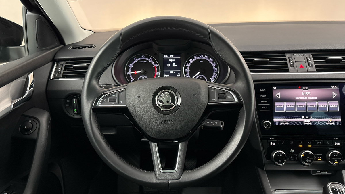 Škoda Octavia - 9