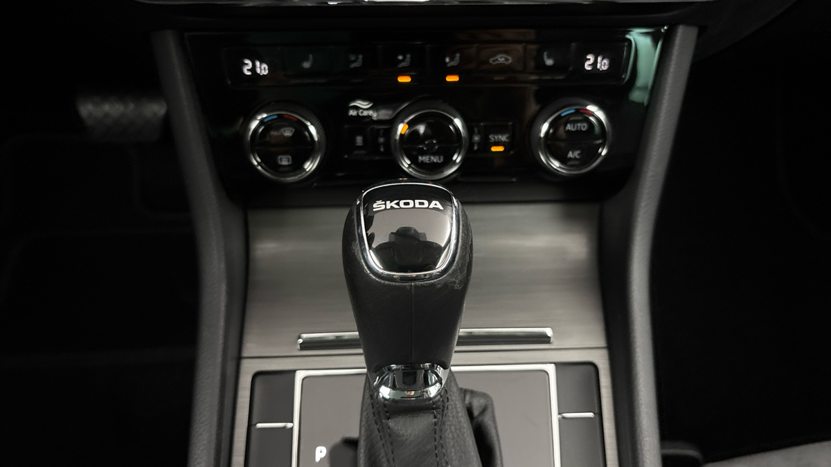 Škoda Superb - 26