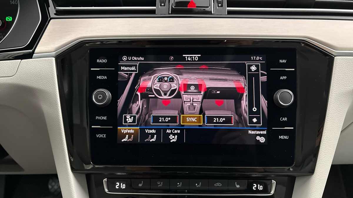 Volkswagen Passat - 27