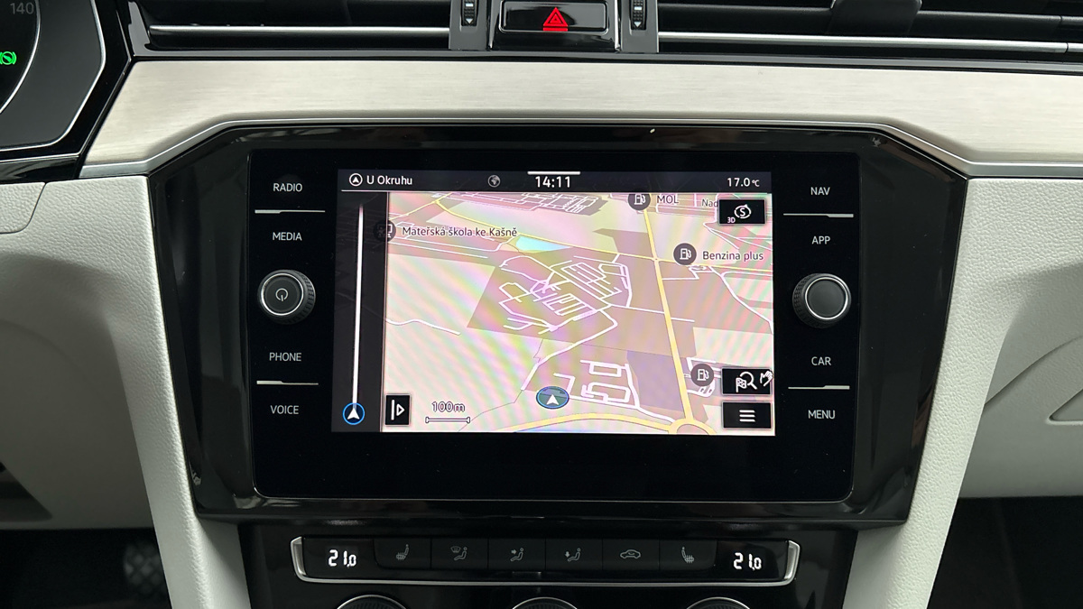 Volkswagen Passat - 28