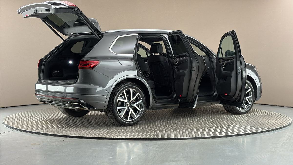 Volkswagen Touareg - 6