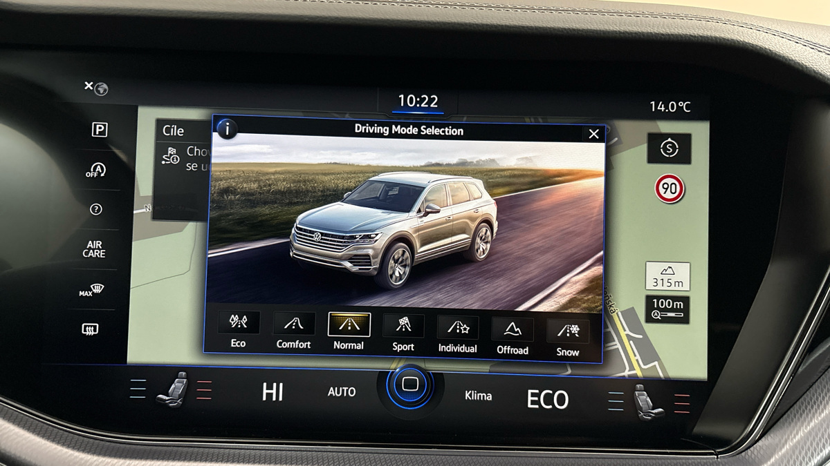 Volkswagen Touareg - 32