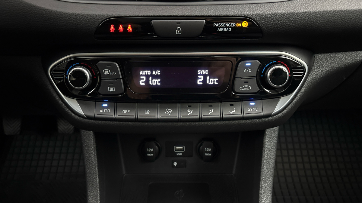 Hyundai i30 - 13