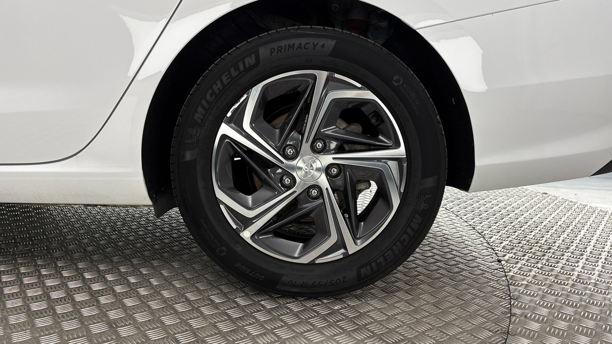 Hyundai i30 - 19