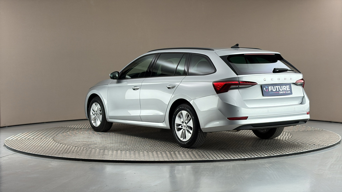 Škoda Octavia - 2