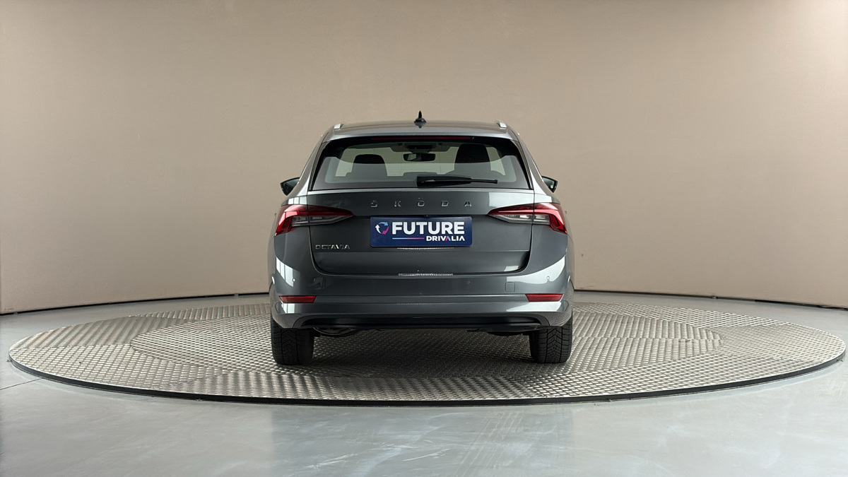 Škoda Octavia - 5