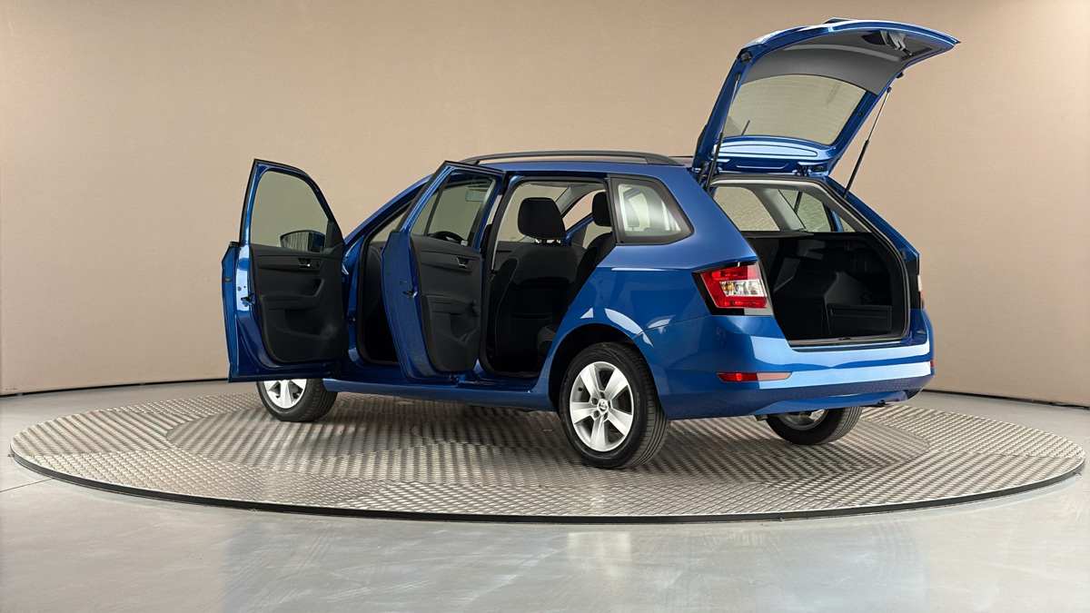 Škoda Fabia - 7