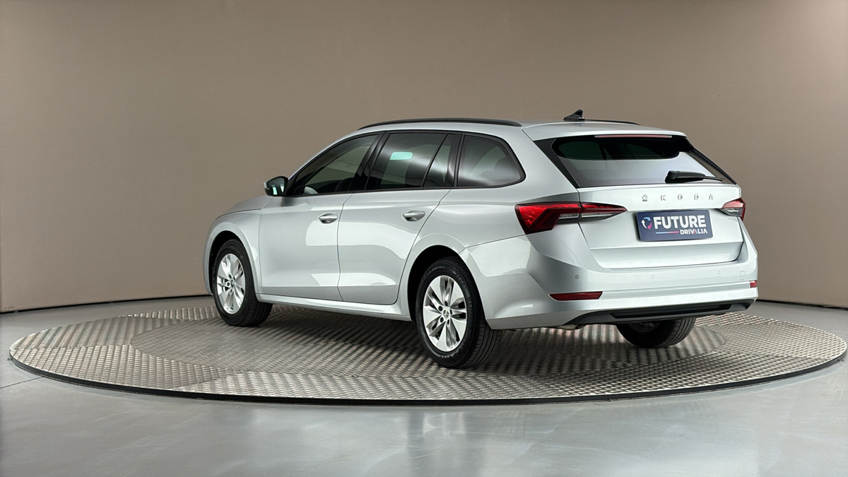 Škoda Octavia - 2