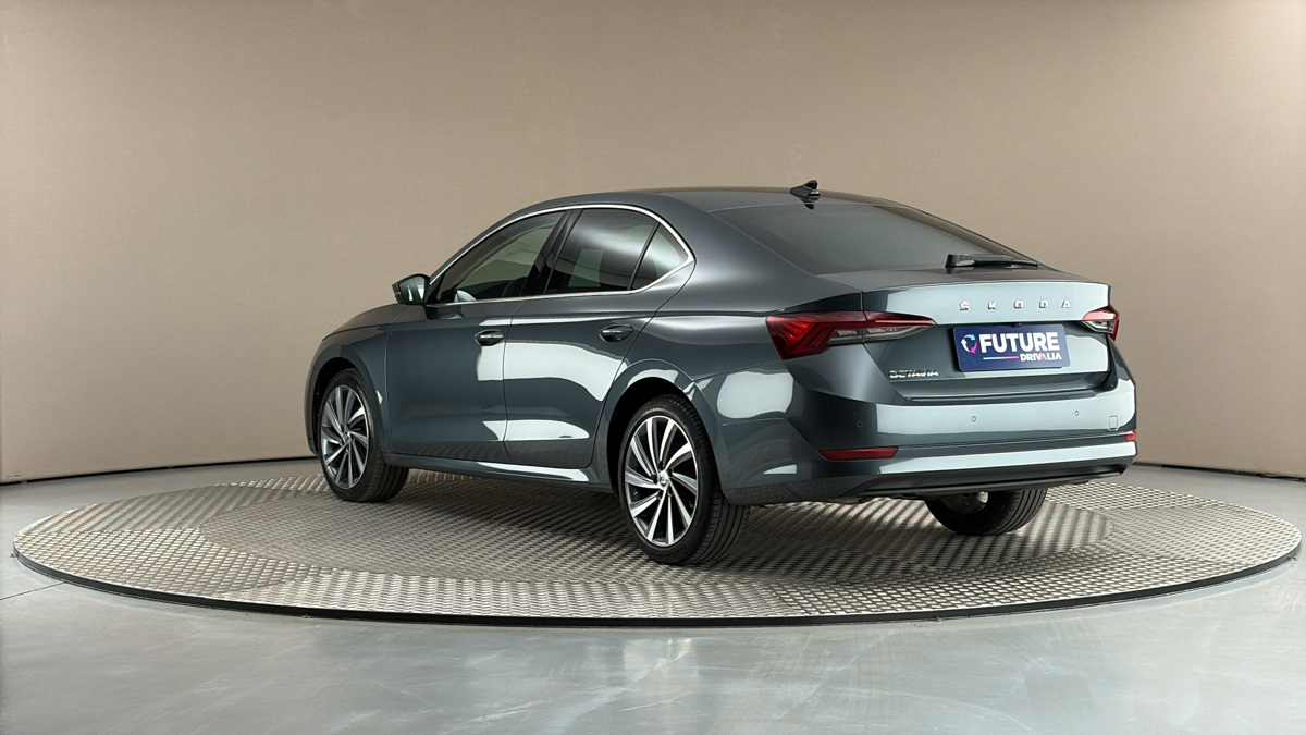 Škoda Octavia - 2