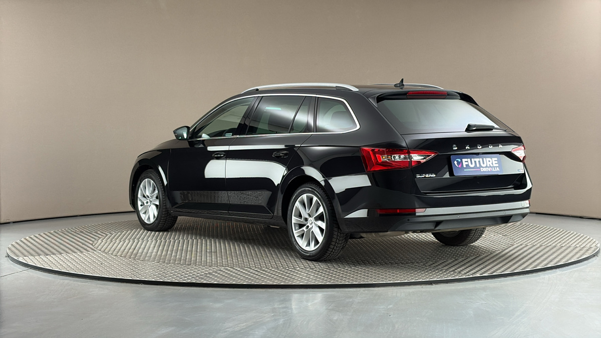 Škoda Superb - 2