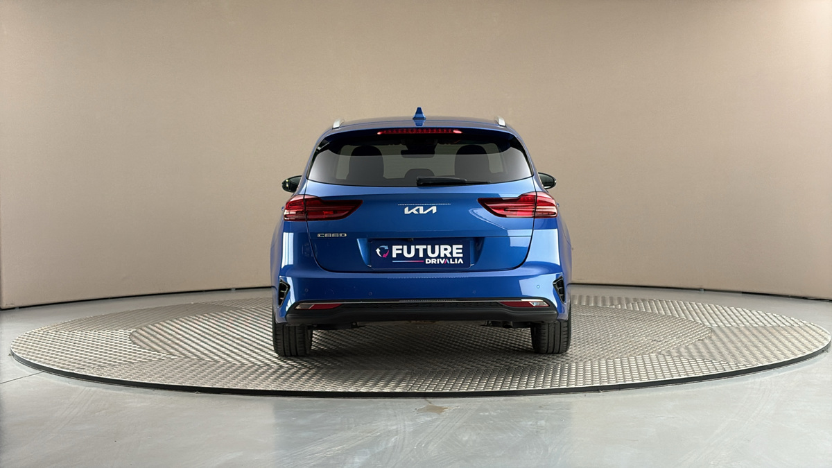 Kia Ceed - 5