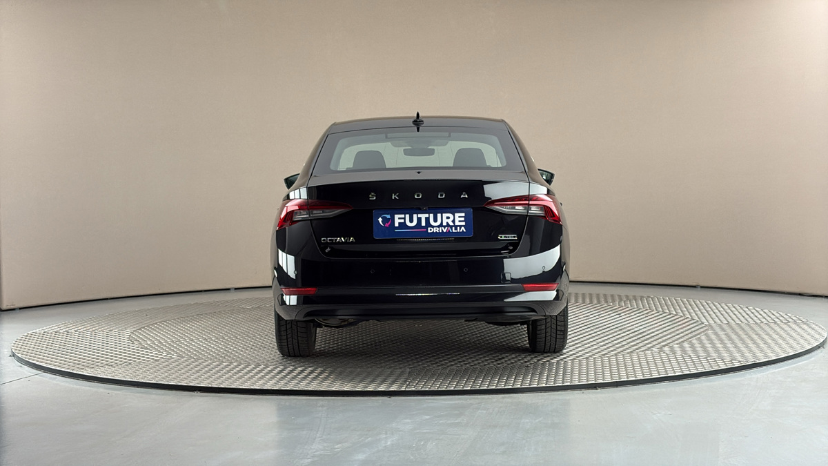 Škoda Octavia - 5