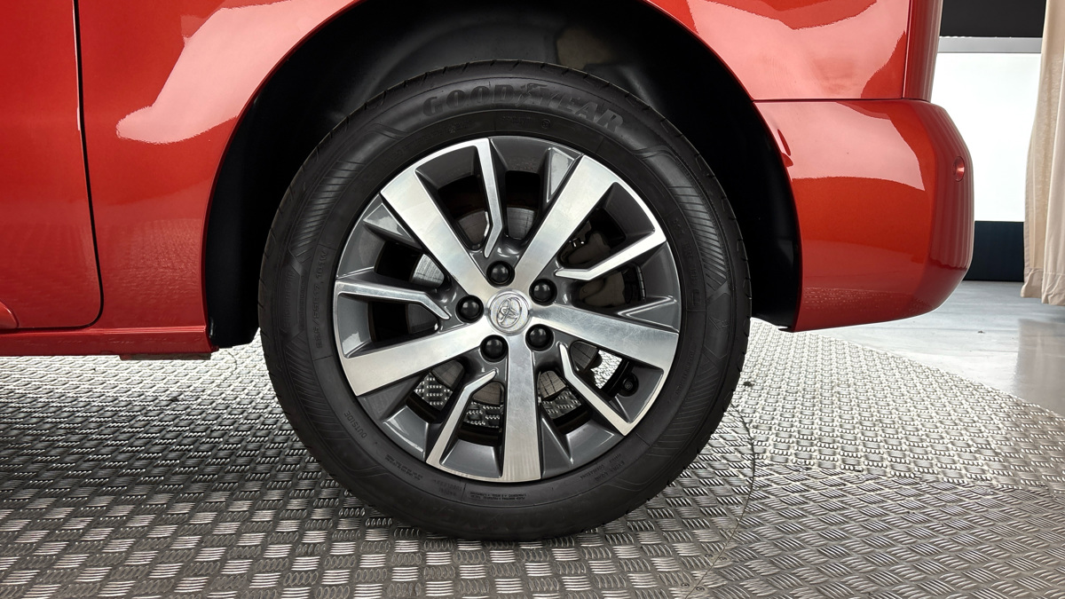 Toyota ProAce Verso - 19