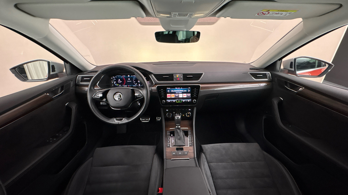 Škoda Superb - 8
