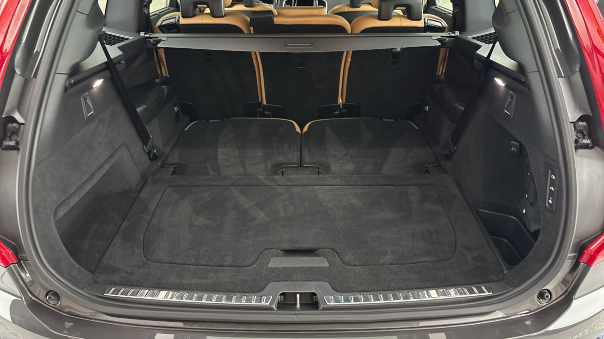 Volvo XC90 - 17