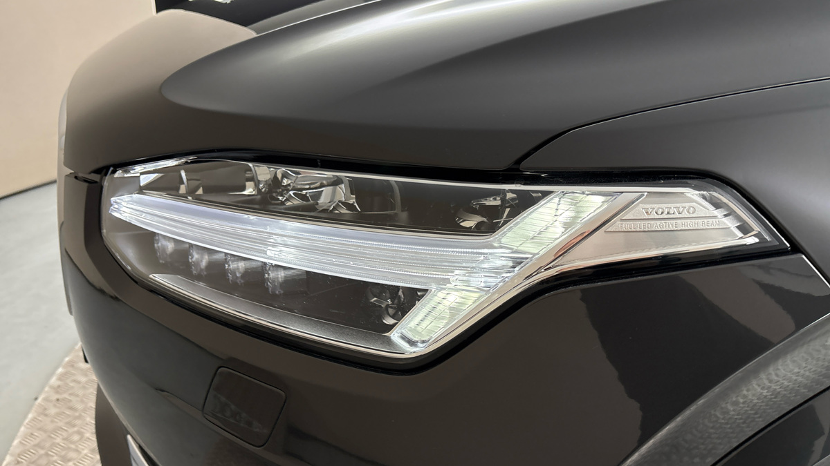 Volvo XC90 - 18
