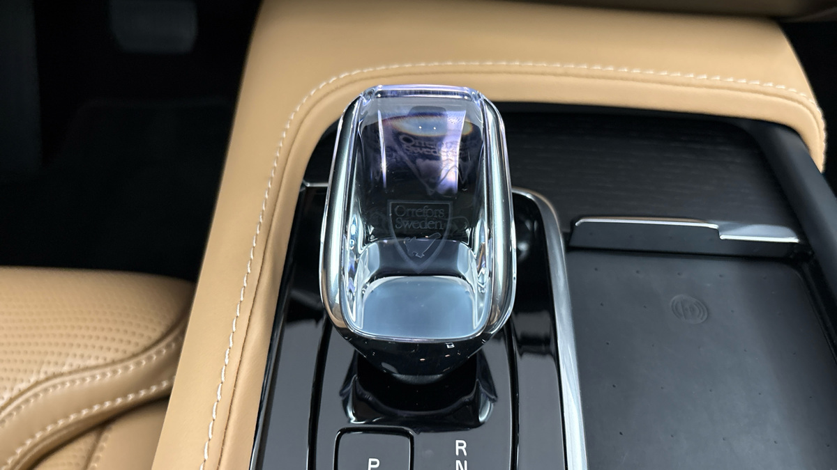 Volvo XC90 - 28